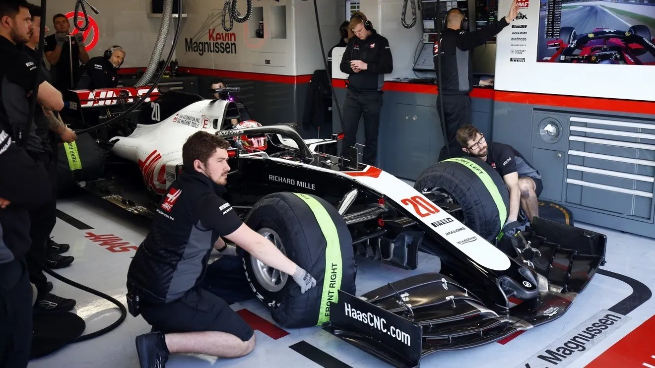 Haas detiene la evolución del coche, pero niega cualquier operación de venta del equipo