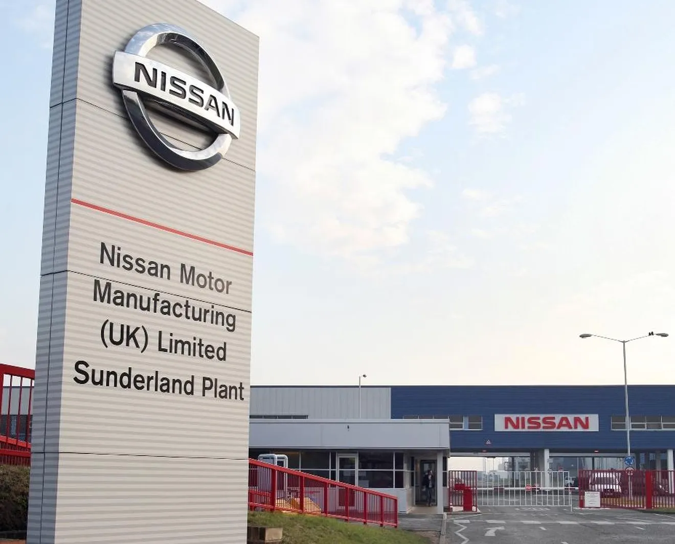 La fábrica de Nissan en el Reino Unido es "insostenible" sin acuerdo UK-UE tras el "Brexit"