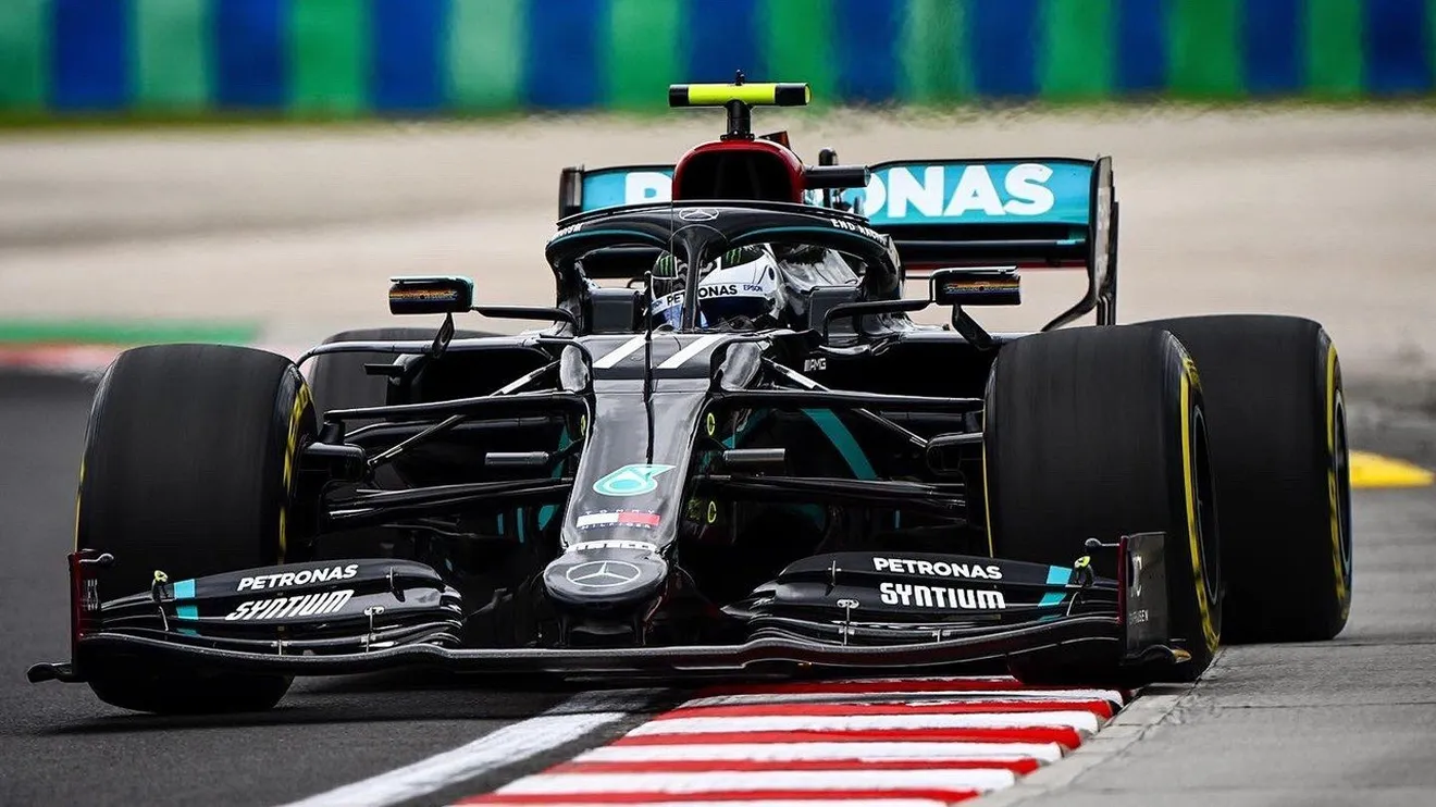 Bottas recupera el control en la fría pista de Hungaroring y Ferrari mejora