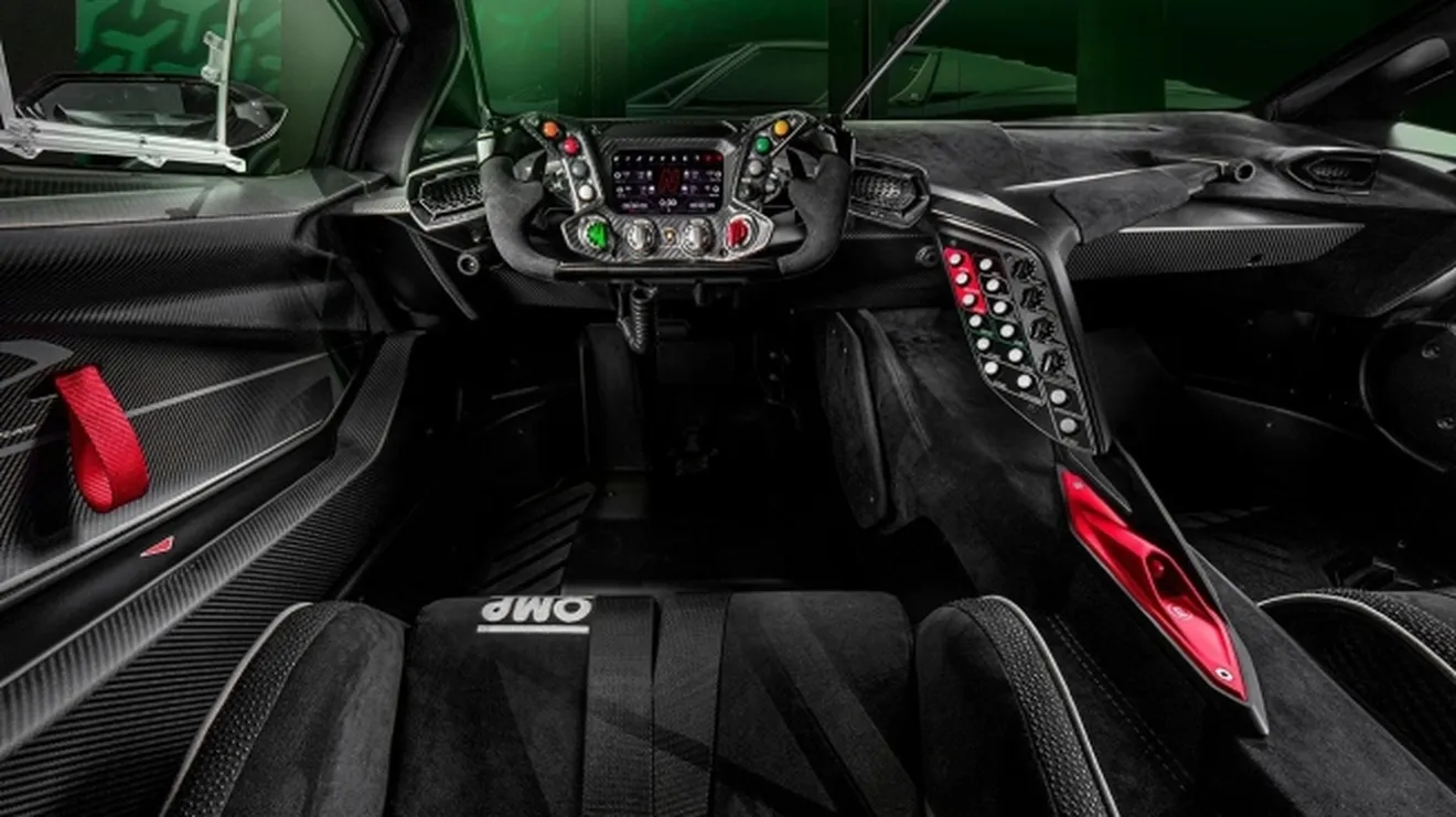 Lamborghini Essenza SCV12 - interior
