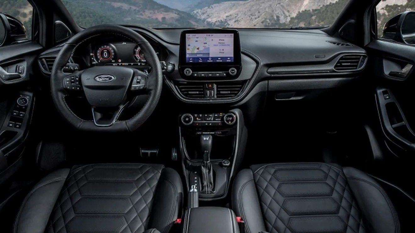Ford Puma ST-Line Vignale - interior