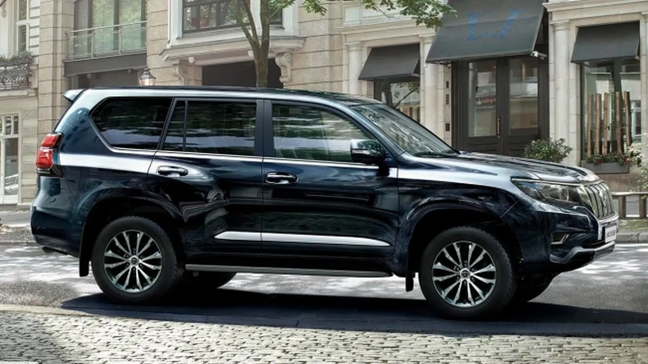 Toyota Land Cruiser 2021 - lateral