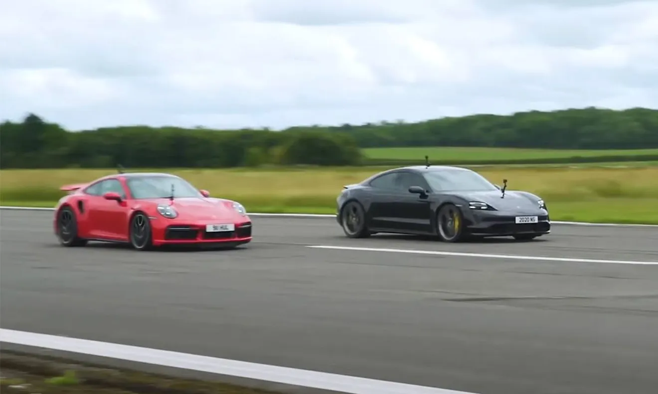 ¿Eléctrico o gasolina? Drag race entre Porsche Taycan Turbo S y Porsche 911 Turbo S