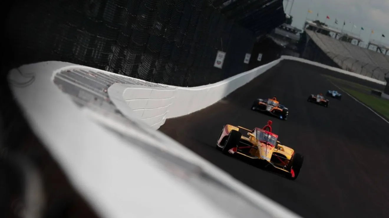 Dominio total de Honda y sufrimiento total de Alonso en el Fast Friday