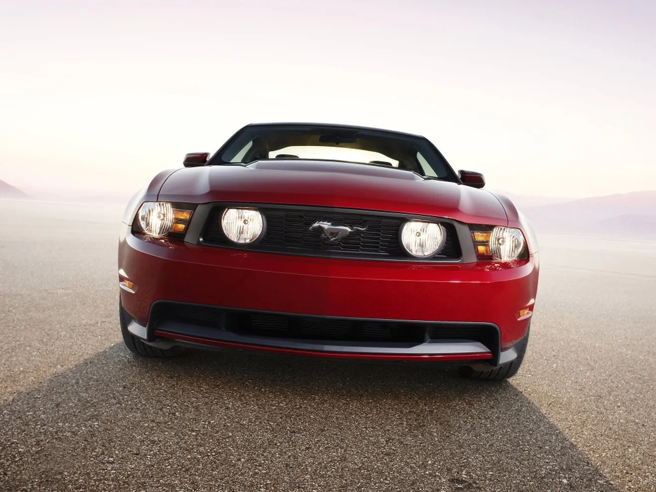 Ford ha ganado más dinero importando Mustangs en Europa desde Estados Unidos este 2020