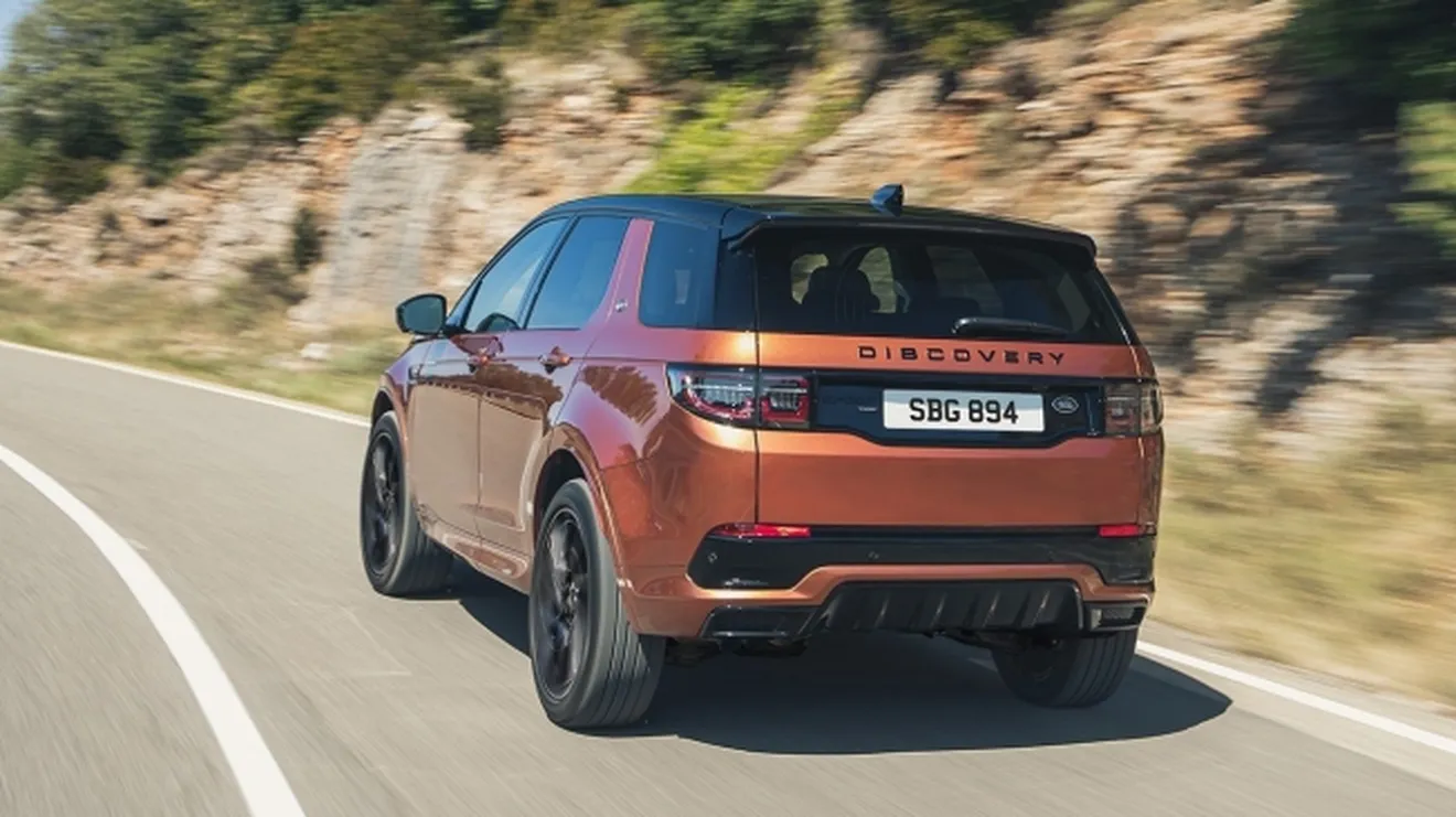 Land Rover Discovery Sport Black Edition - posterior