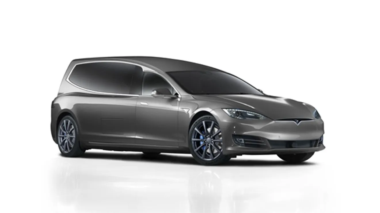 El Tesla Model S convertido en coche fúnebre llega al Reino Unido