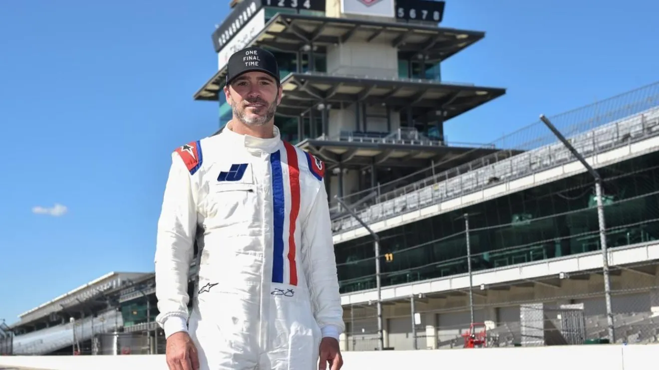 Jimmie Johnson se pasa a IndyCar: correrá con Ganassi en circuitos ruteros