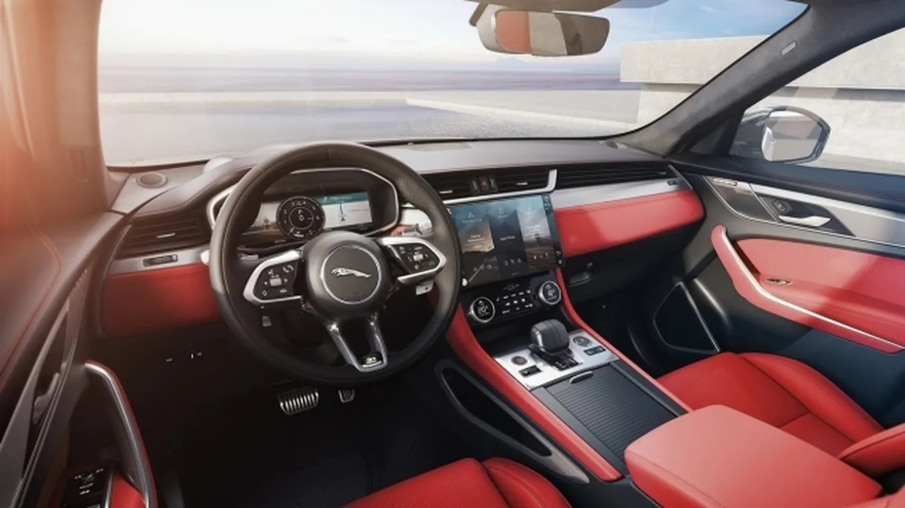 Jaguar F-Pace 2021 - interior