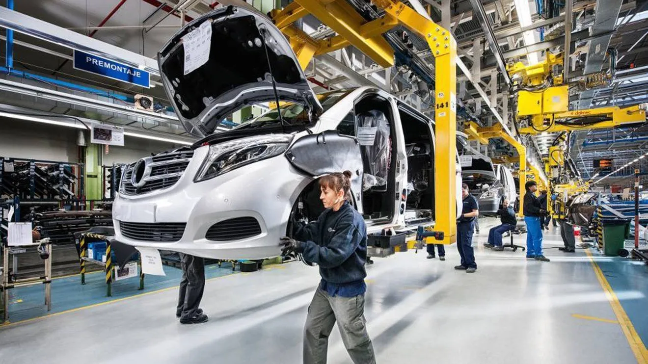 La producción de vehículos en España se contrajo un 27,9% en agosto de 2020