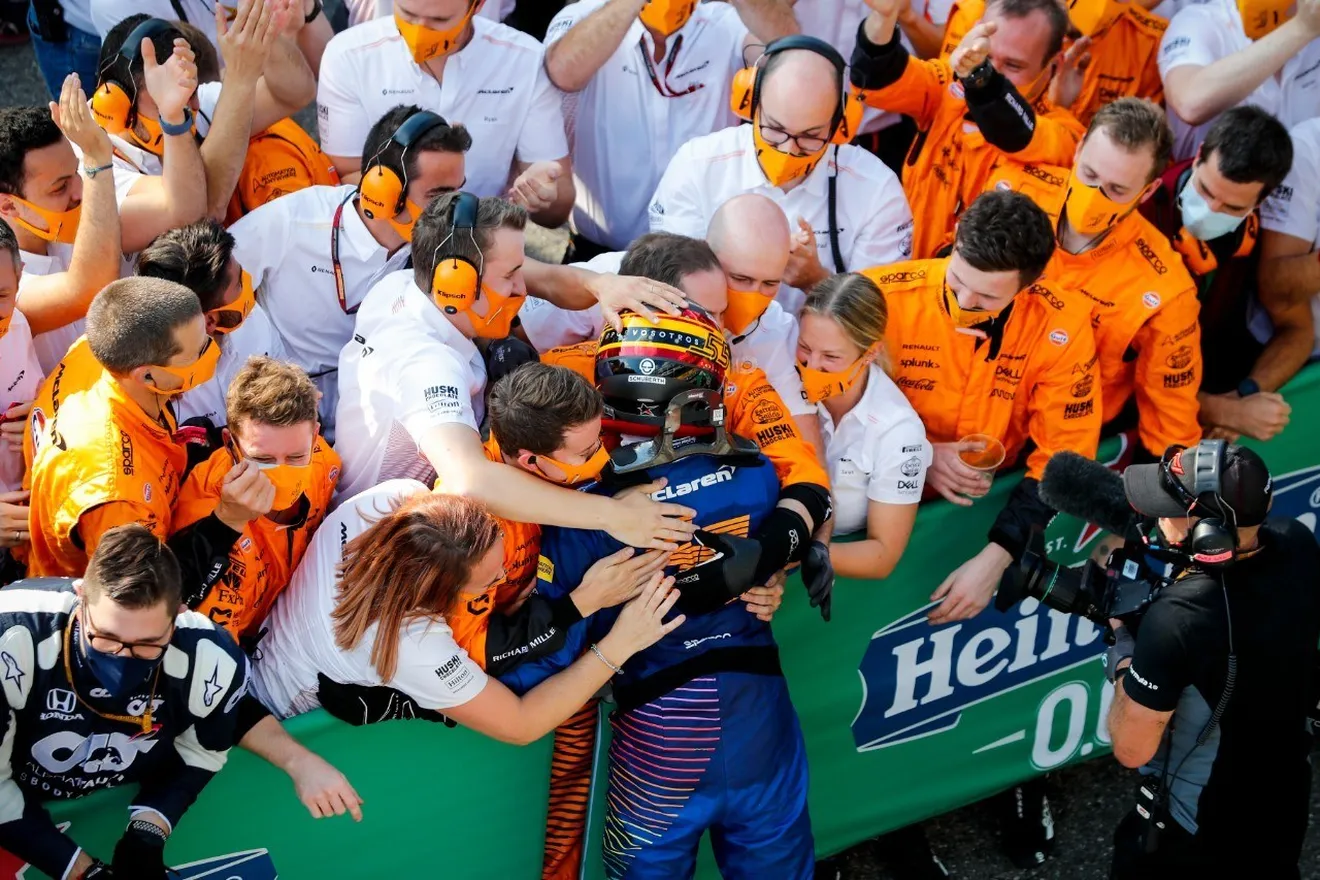 Sainz acaricia su primera victoria en F1: «Sólo una vuelta más...»