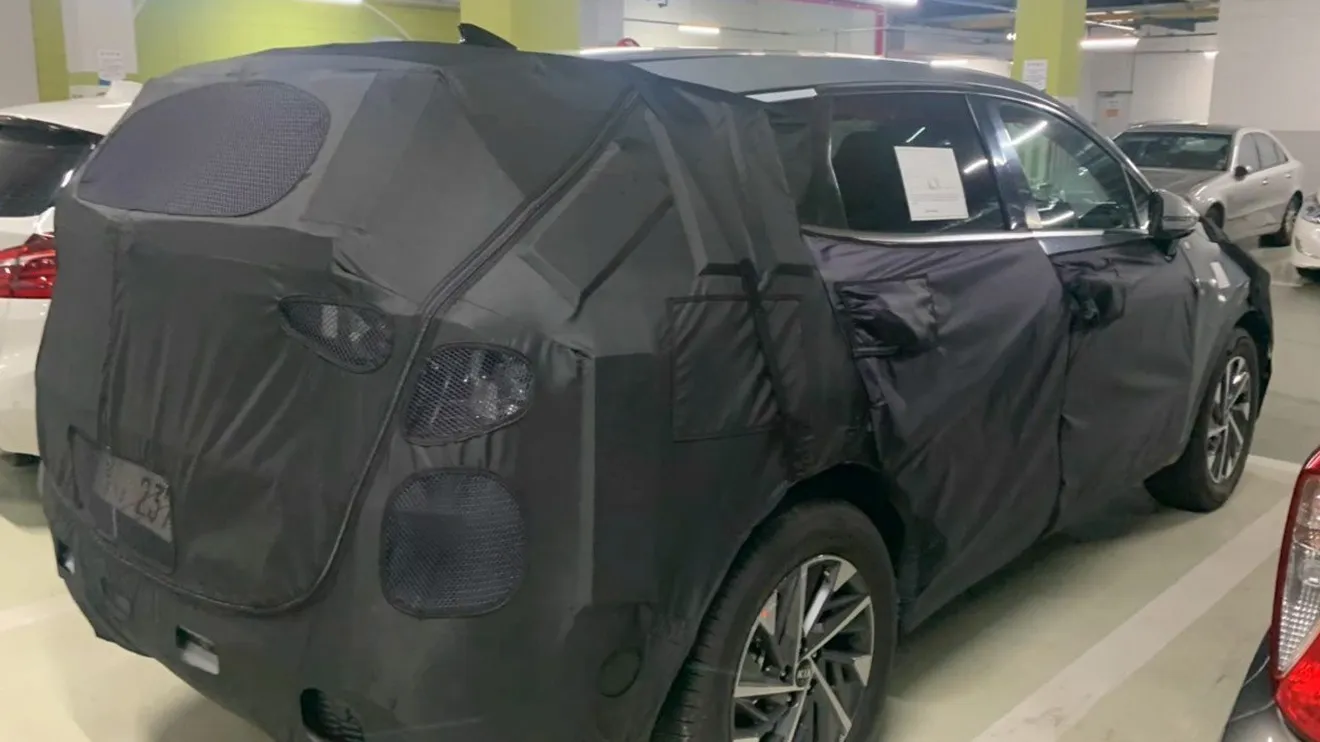KIA Sportage Hybrid, cazada la versión híbrida que estrenará la nueva generación