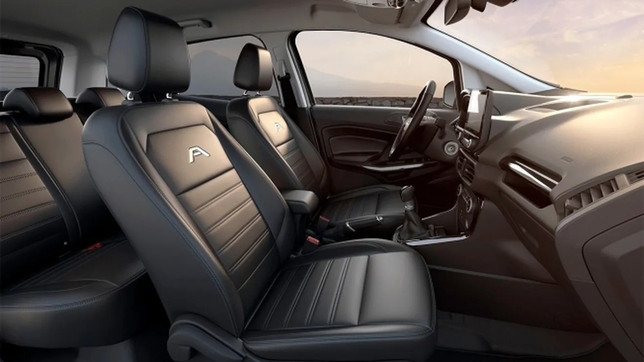 Ford EcoSport Active - interior