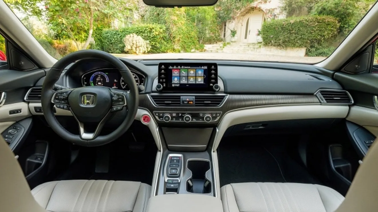 Honda Accord 2021 - interior