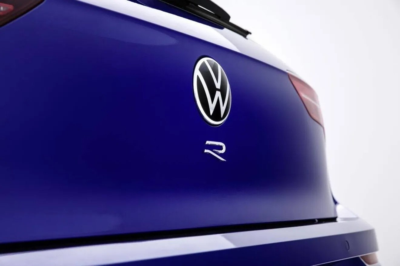 Volkswagen presenta un nuevo teaser del Golf R 2021, el quinto de la saga