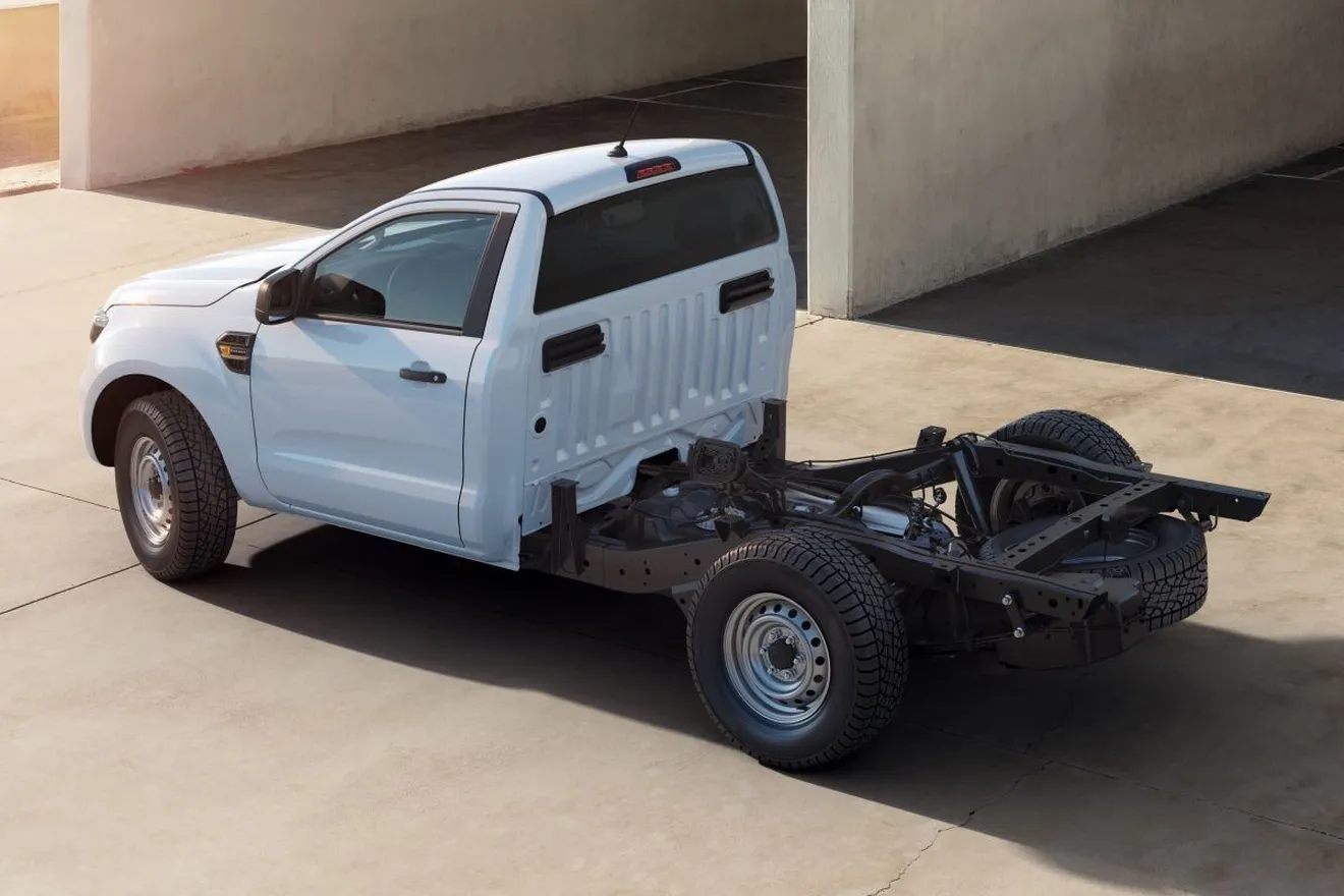 Ford Ranger, el pick-up se transforma en una opción profesional de chasis y cabina