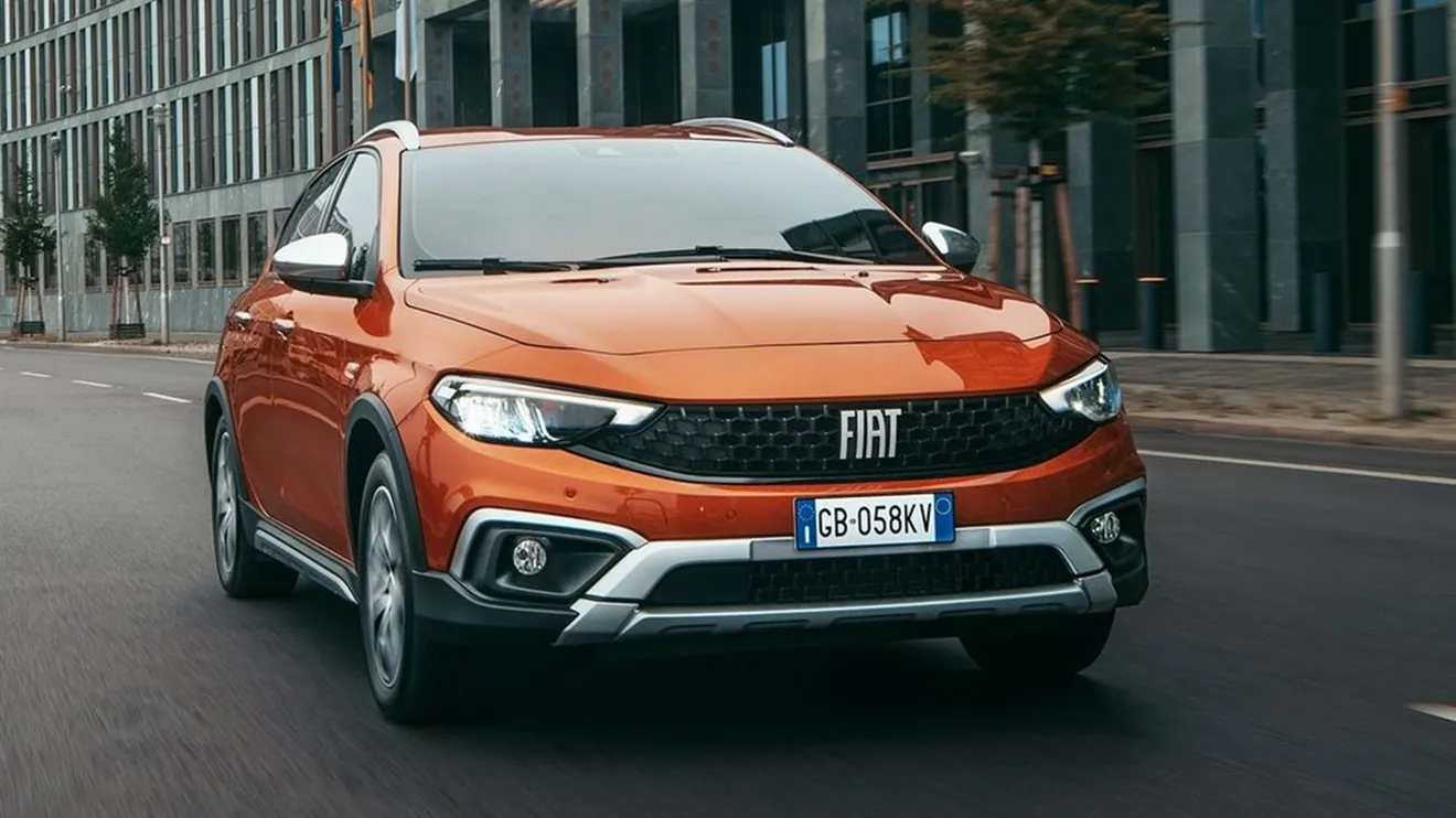 FIAT Tipo Cross - frontal