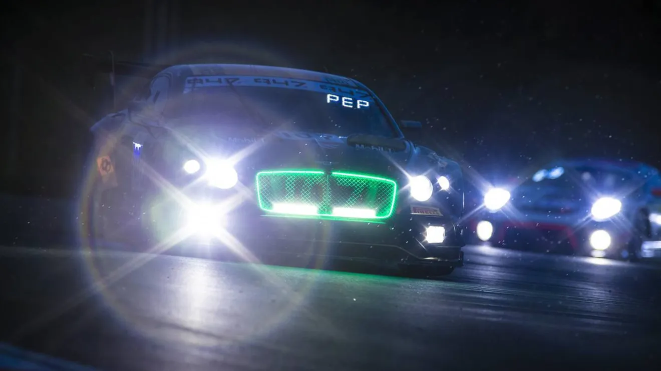 Bentley cierra su programa oficial en GT3 con un 'adiós' en Kyalami