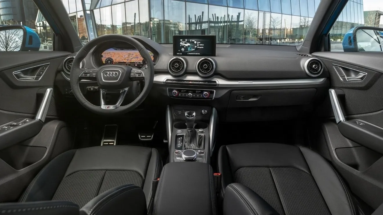 Audi Q2 2021 - interior