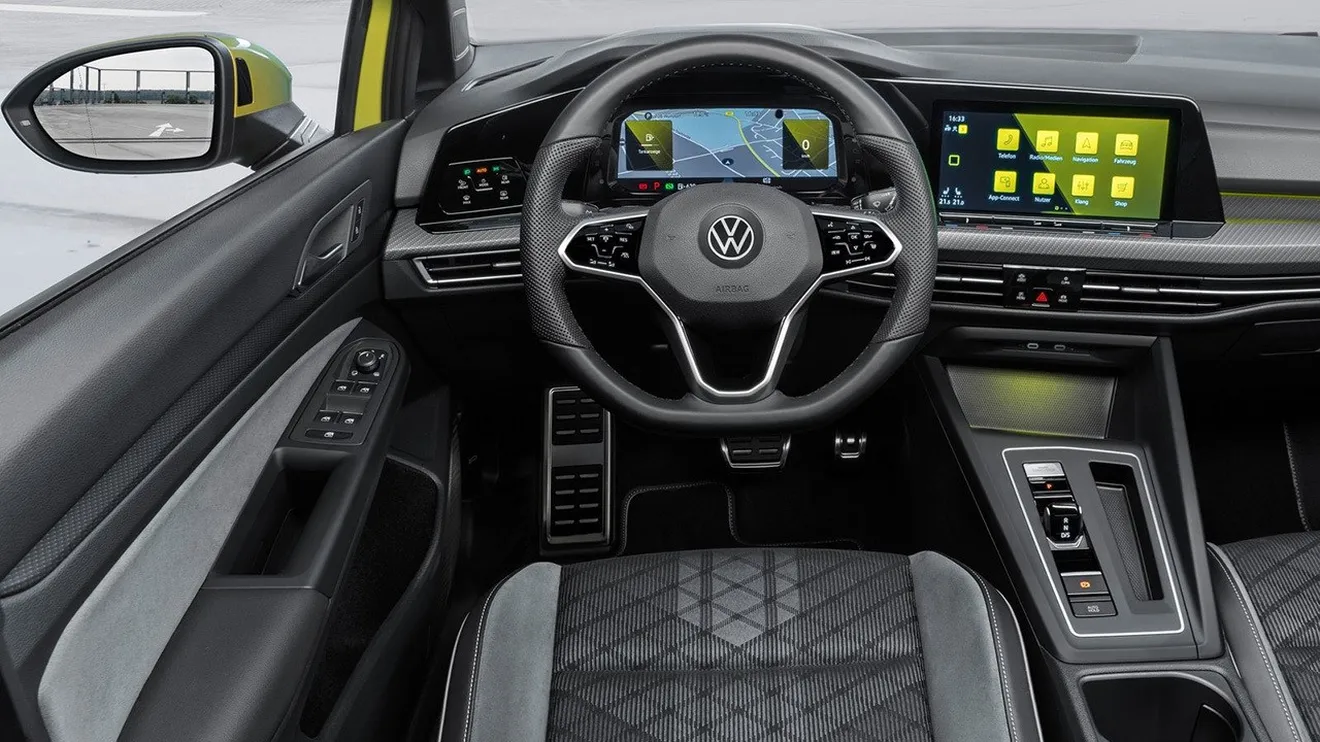 Volkswagen Golf Variant 2021 - interior