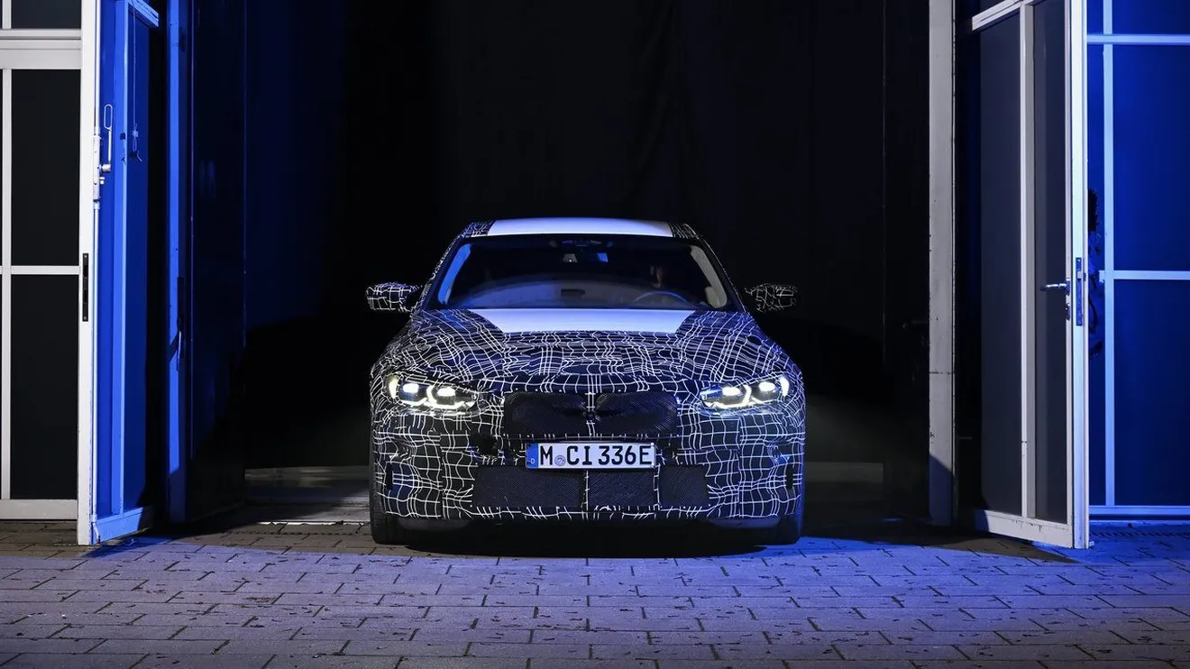 Nuevo teaser del nuevo BMW i4 M50 xDrive, la marca alemana confirma su debut en 2021 