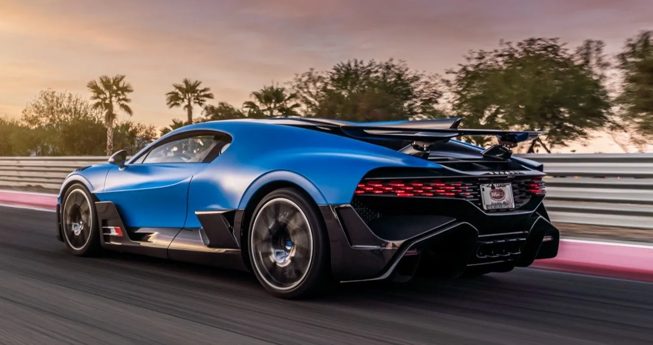 Foto Bugatti Divo - exterior