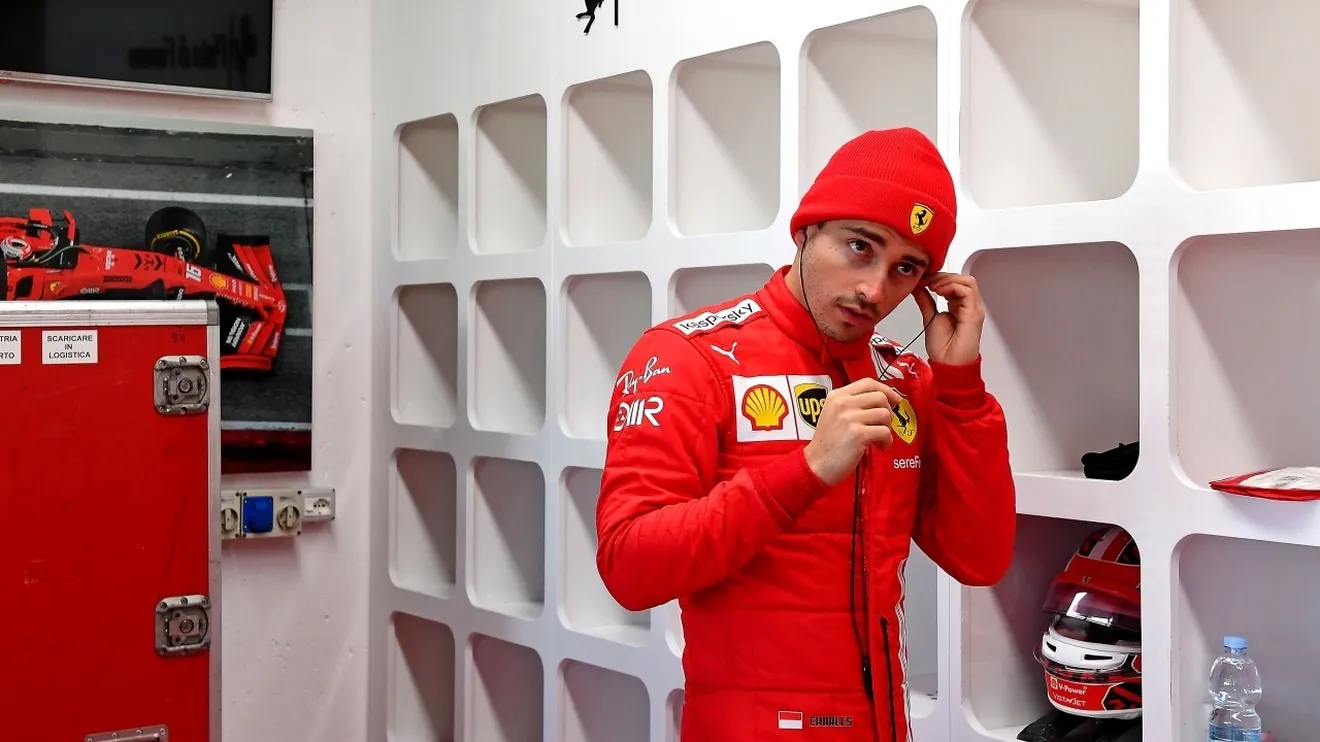 Leclerc, Sainz y Ferrari: «No le he dado consejos, sabe bien lo que hace»