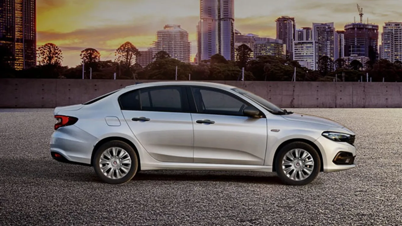 FIAT Tipo Sedán 2021 - lateral