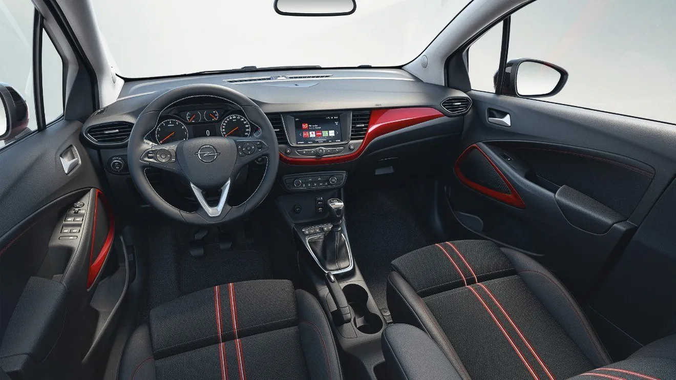 Opel Crossland 2021 - interior