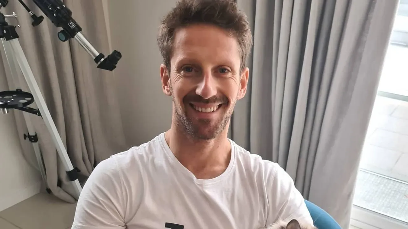 Romain Grosjean muestra el impactante estado de las quemaduras de sus manos