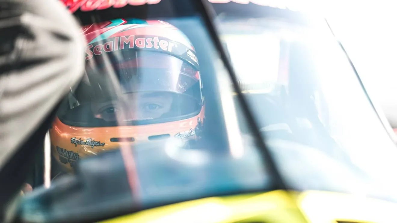 Santino Ferrucci deja los monoplazas para competir en NASCAR
