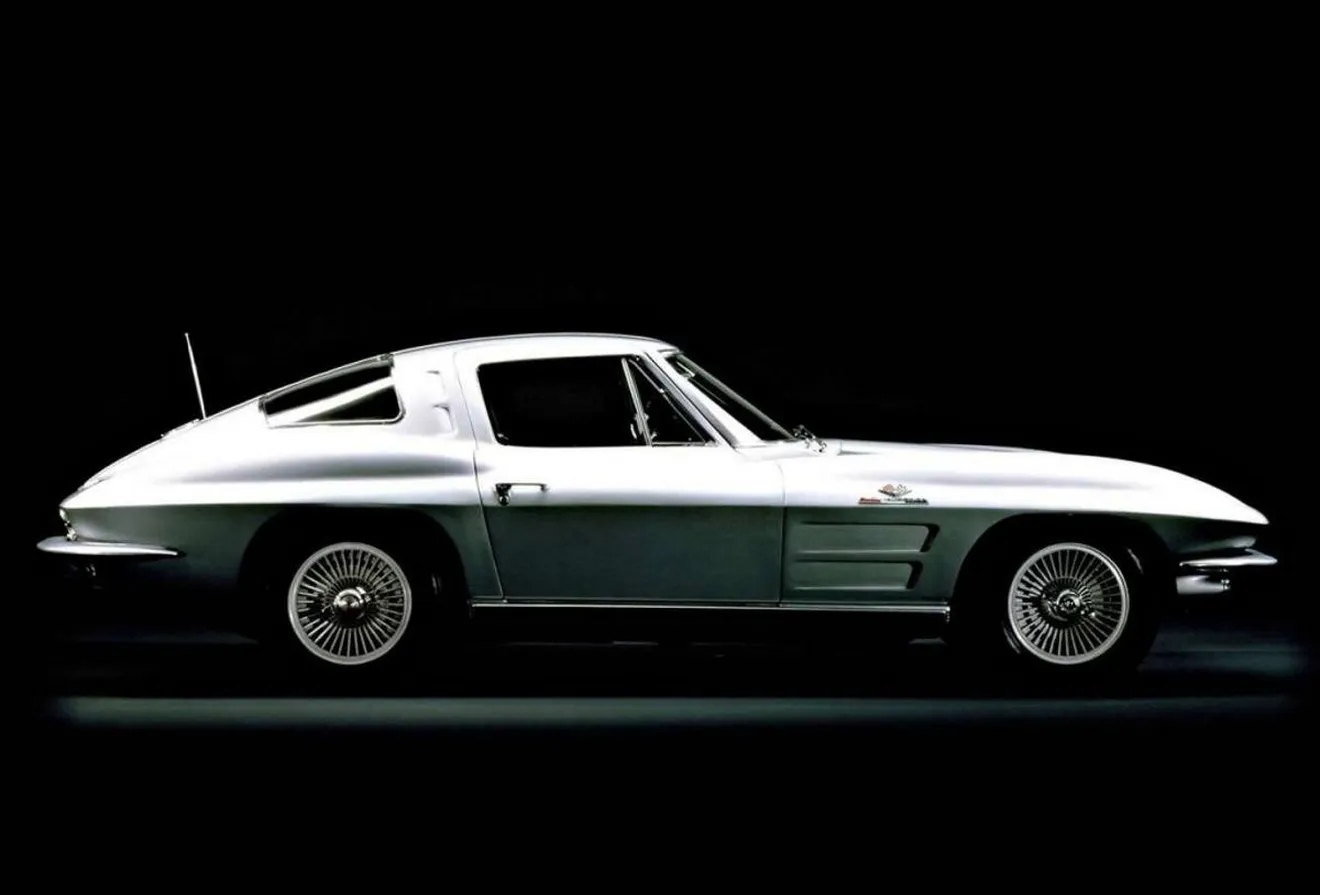 El último proyecto de Ian Callum es un Corvette C2 restomod eléctrico de 2.000 CV