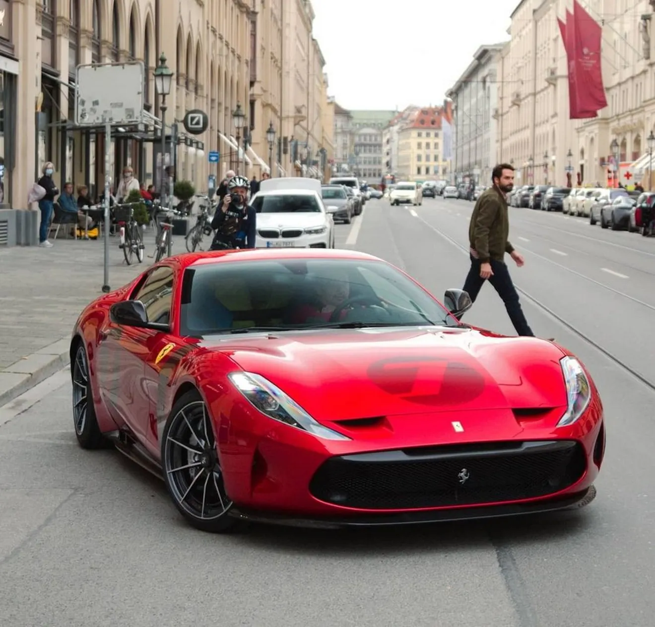 Primeras imágenes del impresionante Ferrari Omologata en la calle