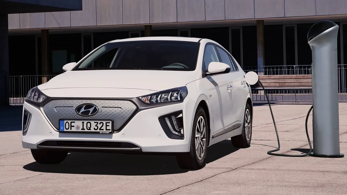 Hyundai reemplazará la batería de 82.000 coches eléctricos por riesgo de incendio
