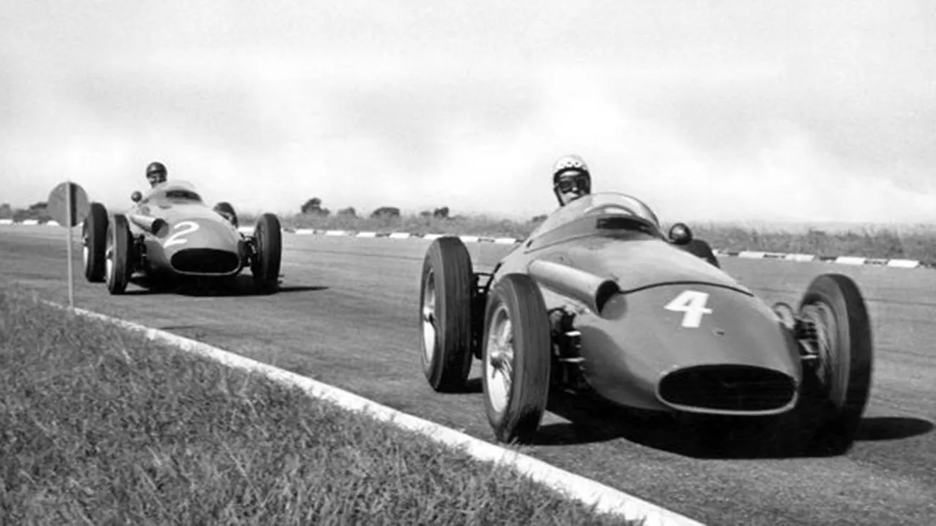 Gran Premio de Argentina de 1958: Behra delante de Fangio