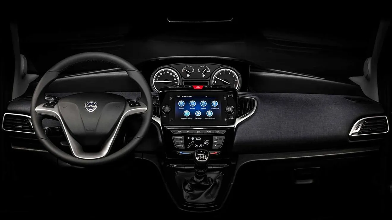 Lancia Ypsilon 2021 - interior