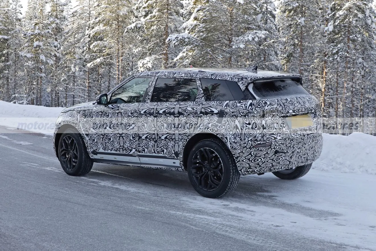 Foto espía Range Rover Evoque LWB 2022 - exterior