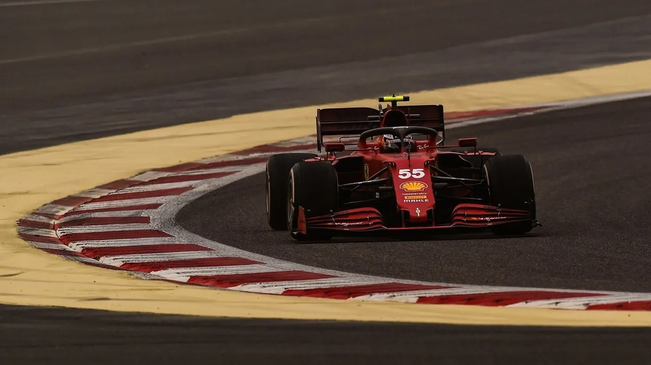 57 vueltas para Sainz en su estreno con Ferrari: «Objetivo cumplido»