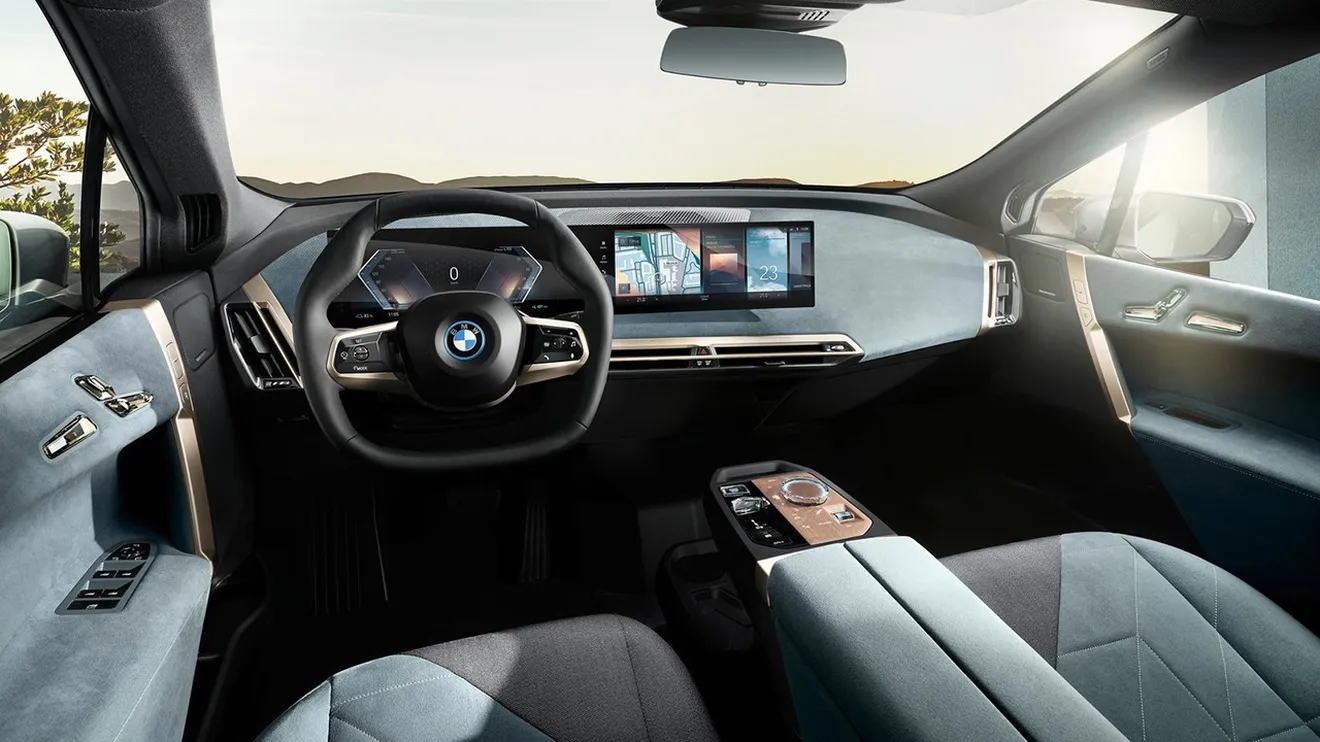 BMW iX - interior