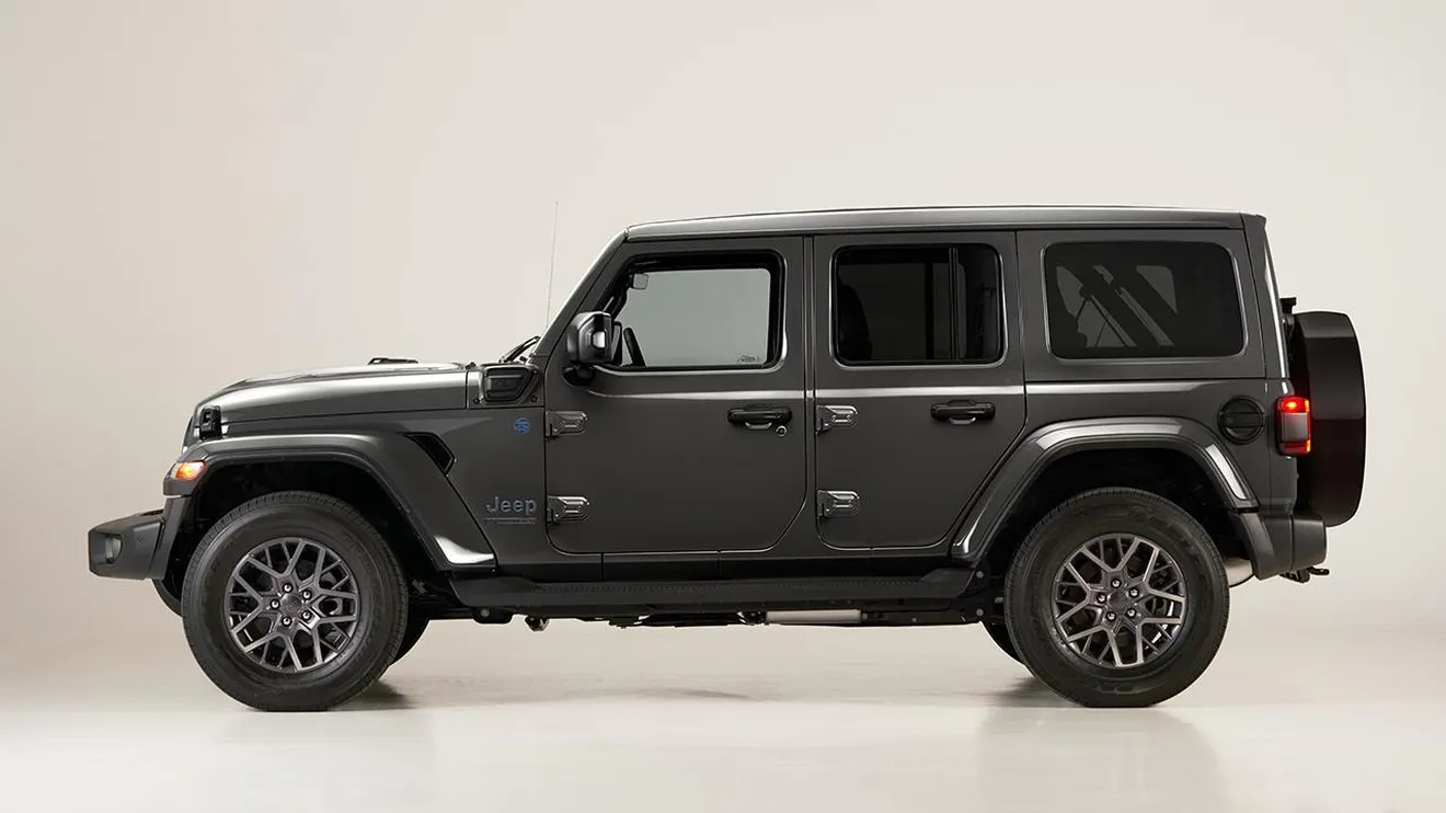 Jeep Wrangler 4xe First Edition - lateral