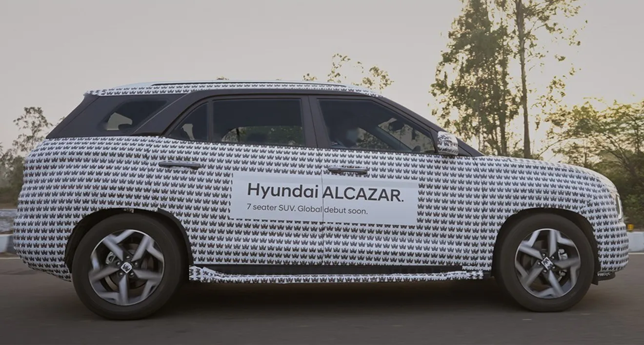 El Hyundai Alcazar posa con un camuflaje especial en un nuevo teaser