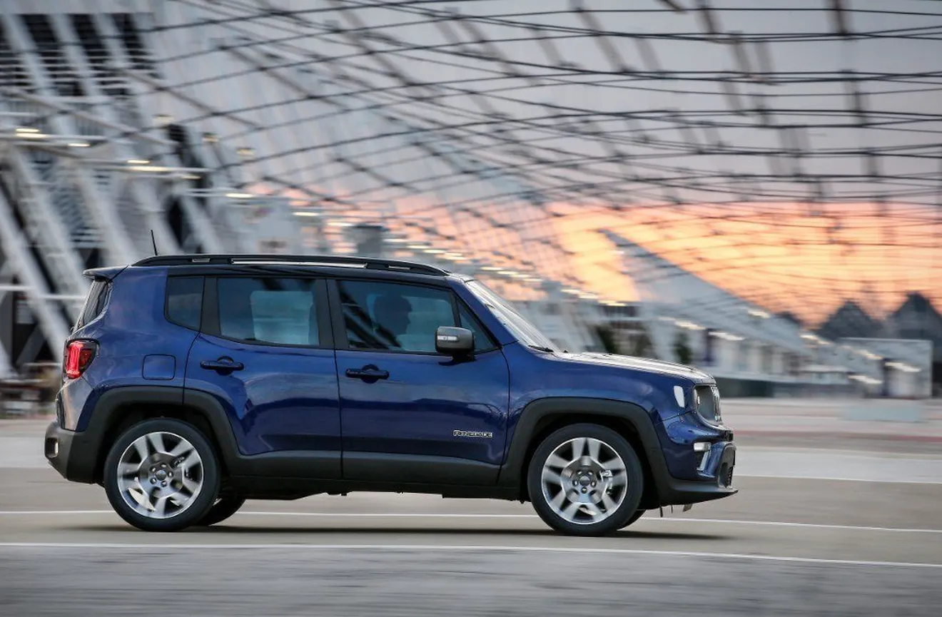 Italia -  Marzo 2021: Podio para el Jeep Renegade