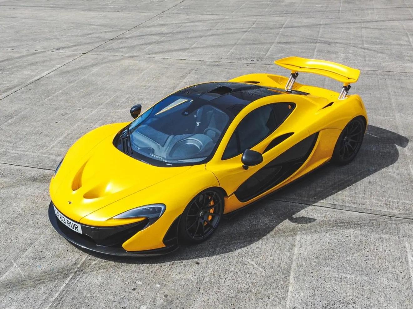 El primer McLaren P1 entregado a un cliente va a ser subastado