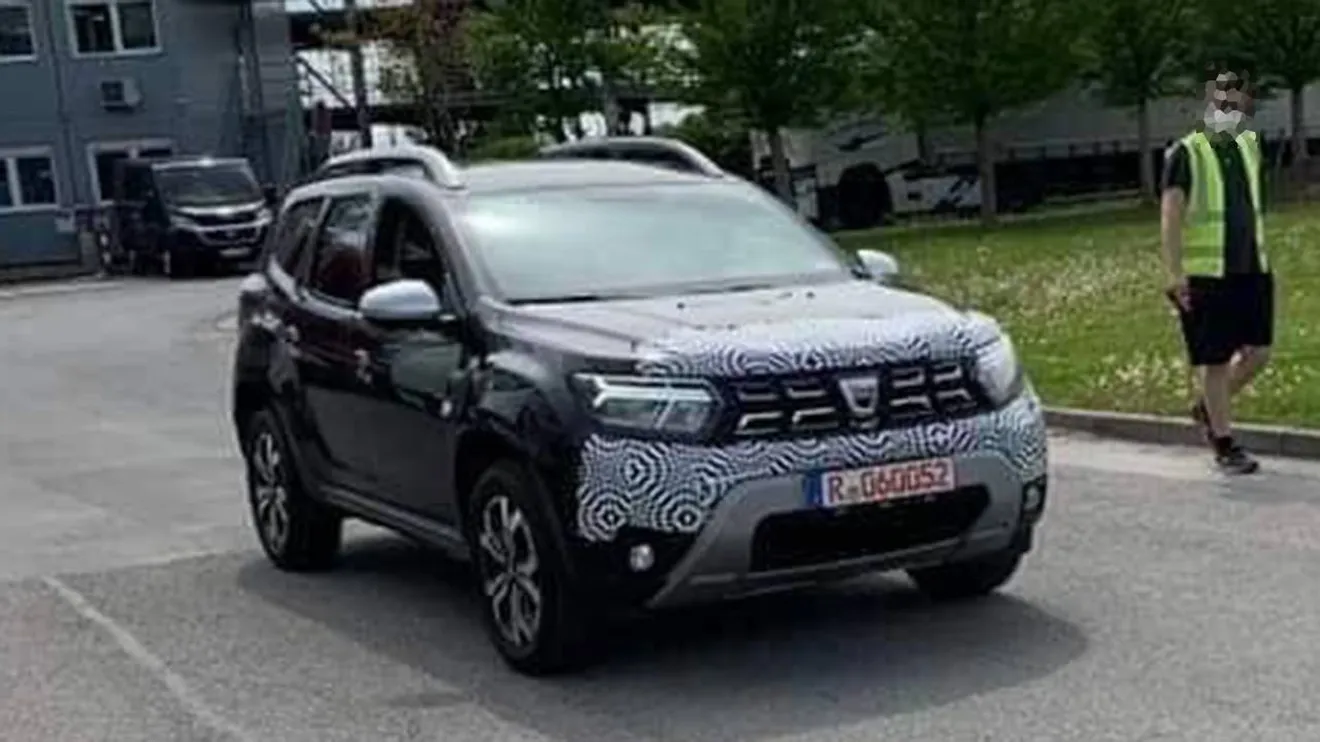 El nuevo Dacia Duster 2021 estrenará grupos ópticos inspirados en el Sandero