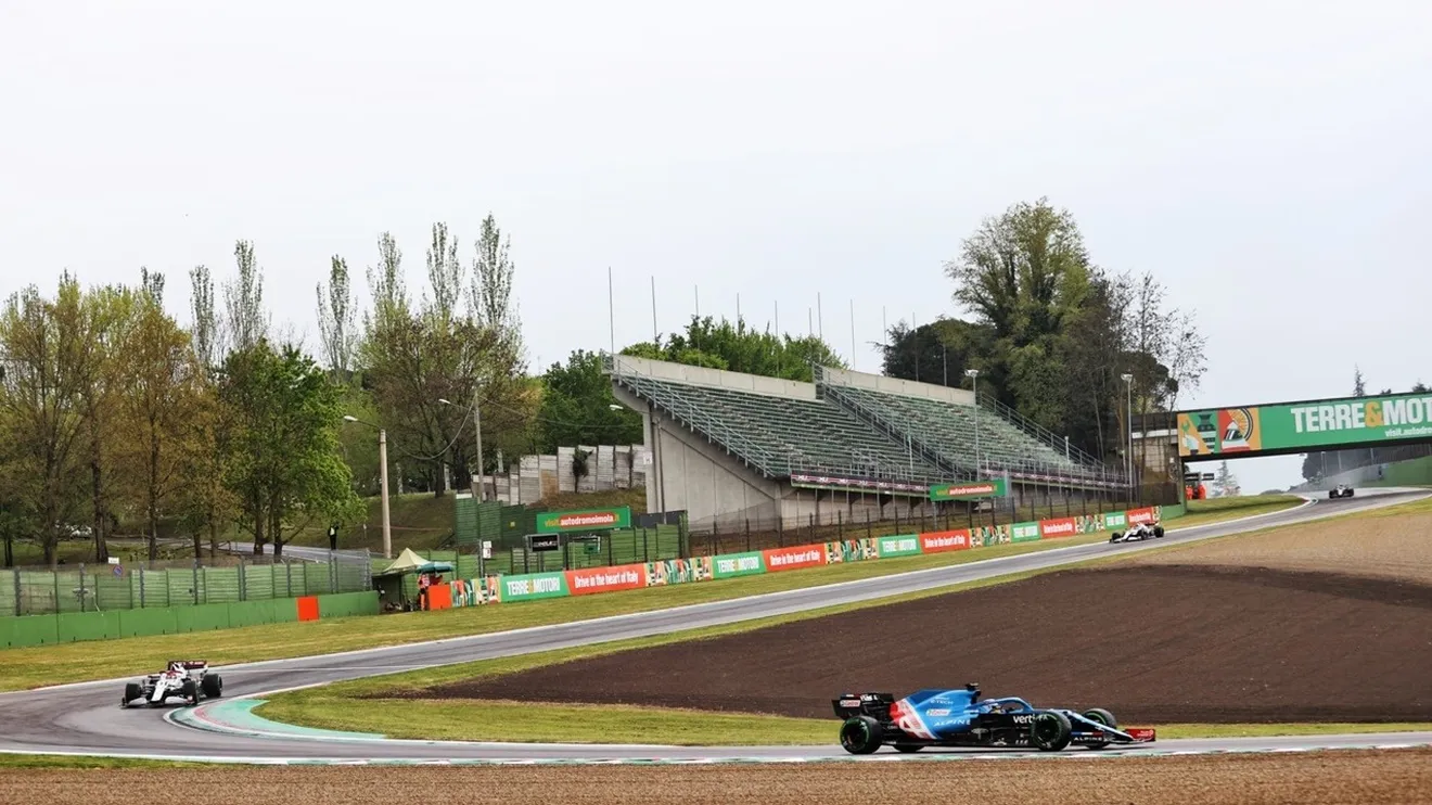 La FIA mantiene su sanción a Räikkönen: Alonso conserva el punto de Imola