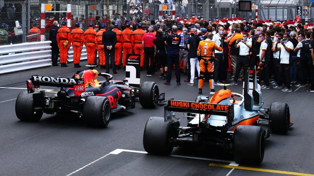 McLaren valora unirse a Mercedes en la protesta contra los alerones de Red Bull