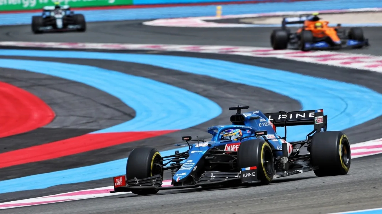 Alonso, aliviado tras el GP de Francia: «Volvemos a extraer el máximo del Alpine»