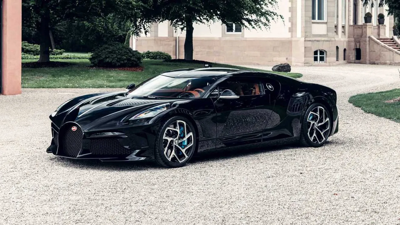 Estas son las primeras imágenes del Bugatti La Voiture Noire único y definitivo
