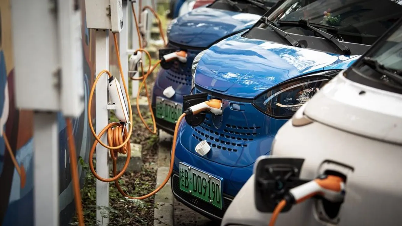 El éxito del coche eléctrico en China y cómo replicarlo en el resto del mundo