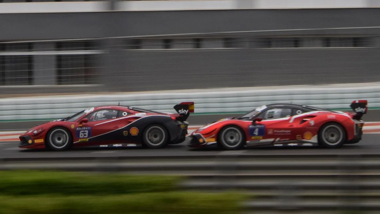 Sergio Paulet en el Ferrari Challenge en Cheste